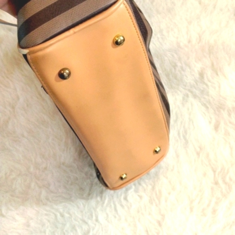 Adrienne Vittadini Studio Shoulder Bag - Picture 3 of 12